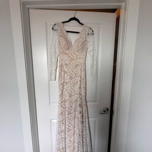 Elegant Lace Long Sleeve Dress